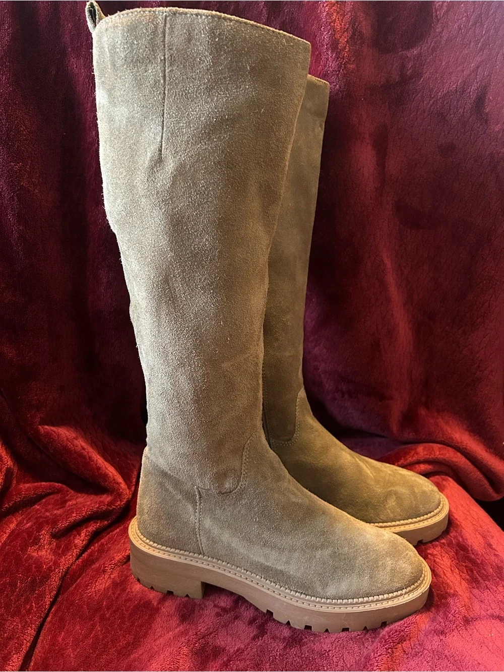 GOSH Sueded Zip Up Lug Sole Boots